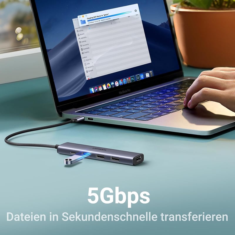 UGREEN Revodok 105 USB-C Hub 100W PD Töltéssel, 4K HDMI, 3x USB-A Port Multiport Adapter MacBook iPad iPhone Samsung Laptop