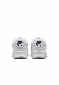 Nike Sportswear ruházat – eredeti Nike termék, sportos viselet mindennapi használatra - 45 méret 4