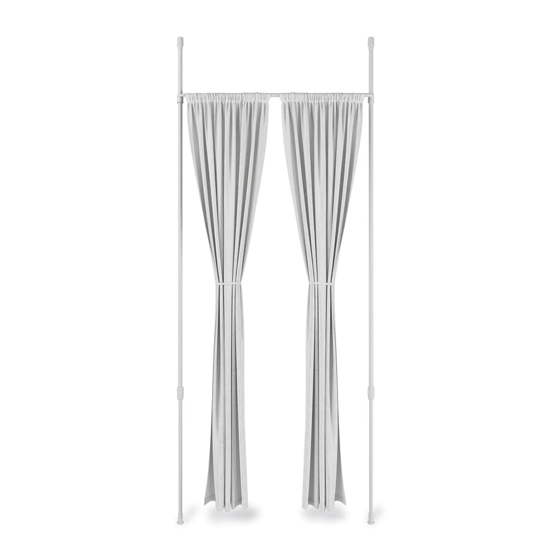Teleskopická garniža a deliaca priečka Umbra Anywhere Rod, biela, bez vŕtania, priemer 25 mm, 91 – 168 cm