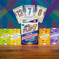 USAopoly Flip 7: with a Vengeance kartová hra – Samostatná hazardná hra s akčnými kartami – Rýchla rodinná a spoločenská hra od 8 rokov 7