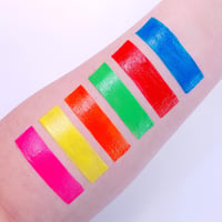 UV Glow Neon UV Ceruza Szett - Arcra és Testre, 6 Szín, UV Fény Alatt Világít 2