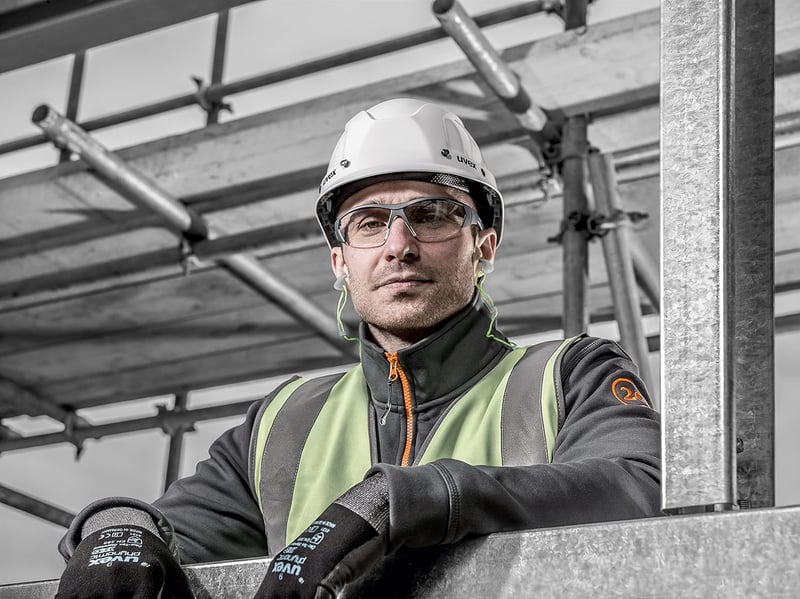 Uvex i-works Védőszemüveg Kék Kerettel Átlátszó Lencsével - Páramentes Karc és Vegyszerálló Munkavédelmi Szemüveg