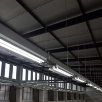 V-TAC 2ks LED trubica 60 cm T8 G13 9W CREE čip 850 lúmenov neutrálna biela 4000K stropná nástenná do garáže náhrada za neónovú trubicu 8