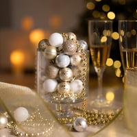 Valery Madelyn 49 darabos karácsonyi gömb szett fehér-arany díszítéssel 5