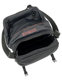 Taška cez rameno VAUDE Rom S III Messenger Bag čierna - Vodoodolná taška z recyklovaného PET materiálu s priehradkou na notebook pre mužov a ženy 6