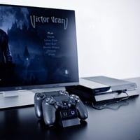 Venom PS4 DualShock 4 duálna nabíjacia stanica s USB konektorom a LED indikátorom, čierna – použitá 3