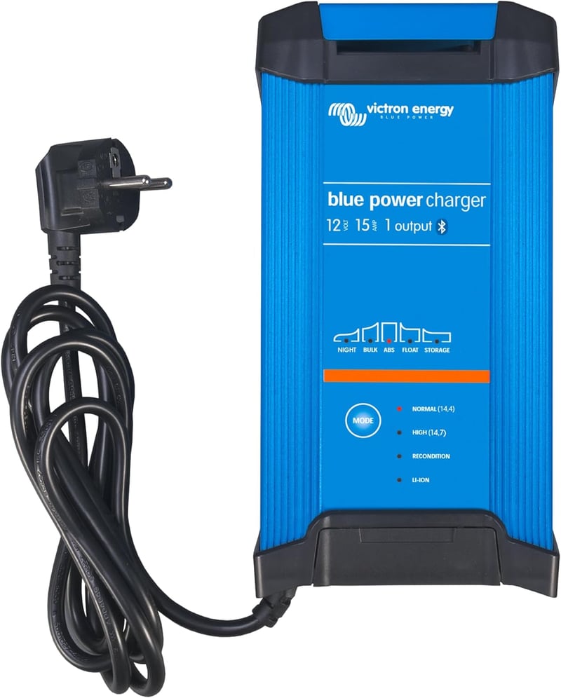 Victron Energy Blue Smart IP22 12V akkumulátor töltő 15A