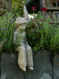 Vidroflor umjetni kamen Mali princ Antoine de Saint-Exupéry figurica za rub police, mala, lagana, punjiva, otporna na vremenske uvjete, vrtna dekoracija od umjetnog kamena 6