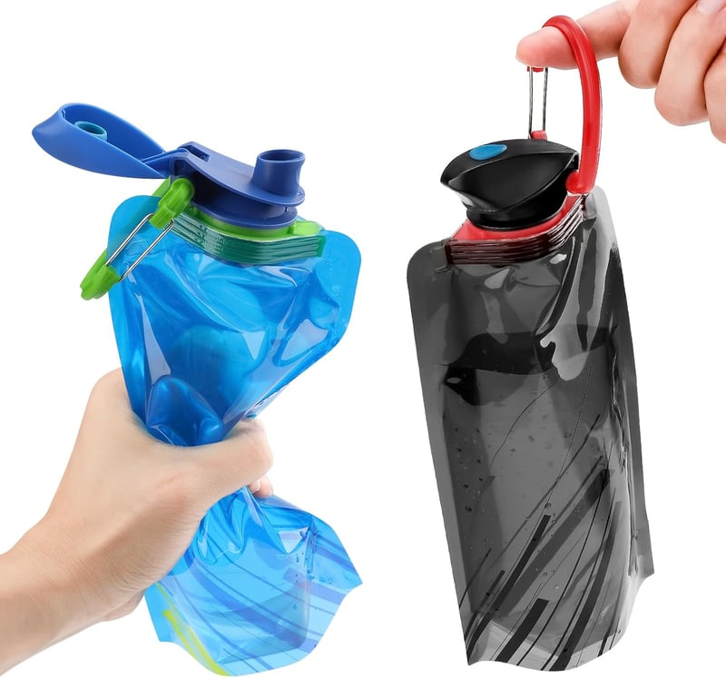 VIEVRE Összehajtható Kulacs Szett (2db) - 700ml Újrahasználható Ivópalack Karabinerrel - Ultrakönnyű Túrázáshoz, Utazáshoz, Kempingezéshez (
