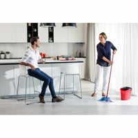 Vileda Super Mocio 3Action XL felmosó szett mikroszálas fejjel és nyéllel, 2 ovális fejmosóval, Triple Action technológia 4