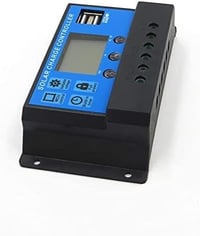 ViLoSa 20A PWM napelemes töltésvezérlő 12V/24V LCD kijelzővel USB portokkal 6