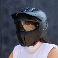 Motocyklová prilba VINZ Kioto Jet / Streetfighter prilba ECE 22.06 s odnímateľným chráničom brady a slnečnou clonou, matná čierna 9