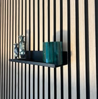 Vleugel Fúrás Nélküli Akusztikus Panel Polc – 50 cm, 2 db – Lebegő Fém Fali Polc Fekete – Akusztikus Panel Kiegészítő Dekorációhoz és Növényekhez 7