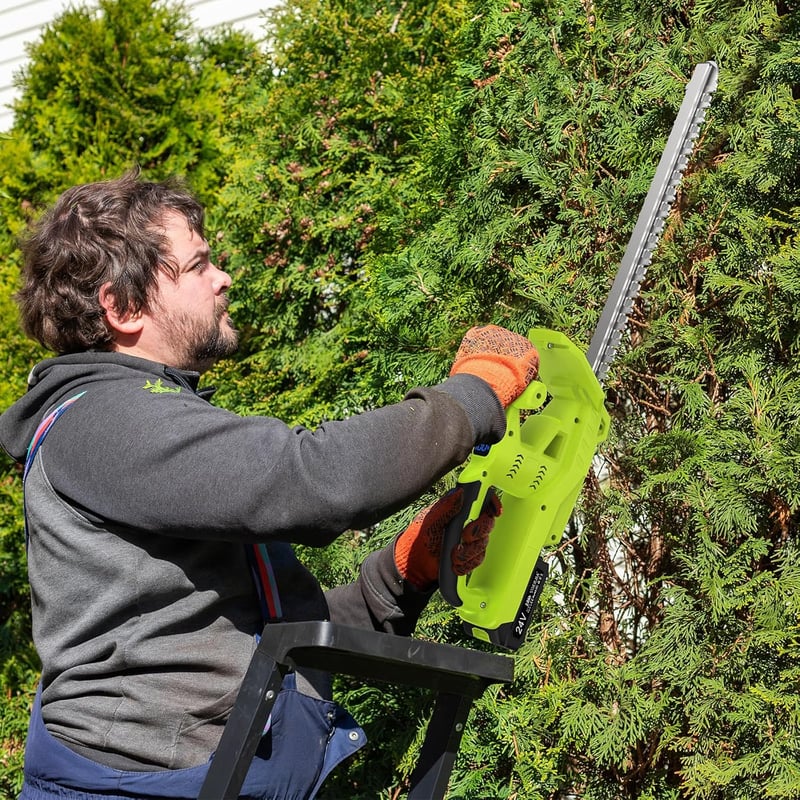 VOERJIA 21V Akkumulátoros Sövényvágó 50cm Kettős Pengével, 750W, 2x2000mAh Akkuval, Kerti Bokrok és Sövények Nyírásához