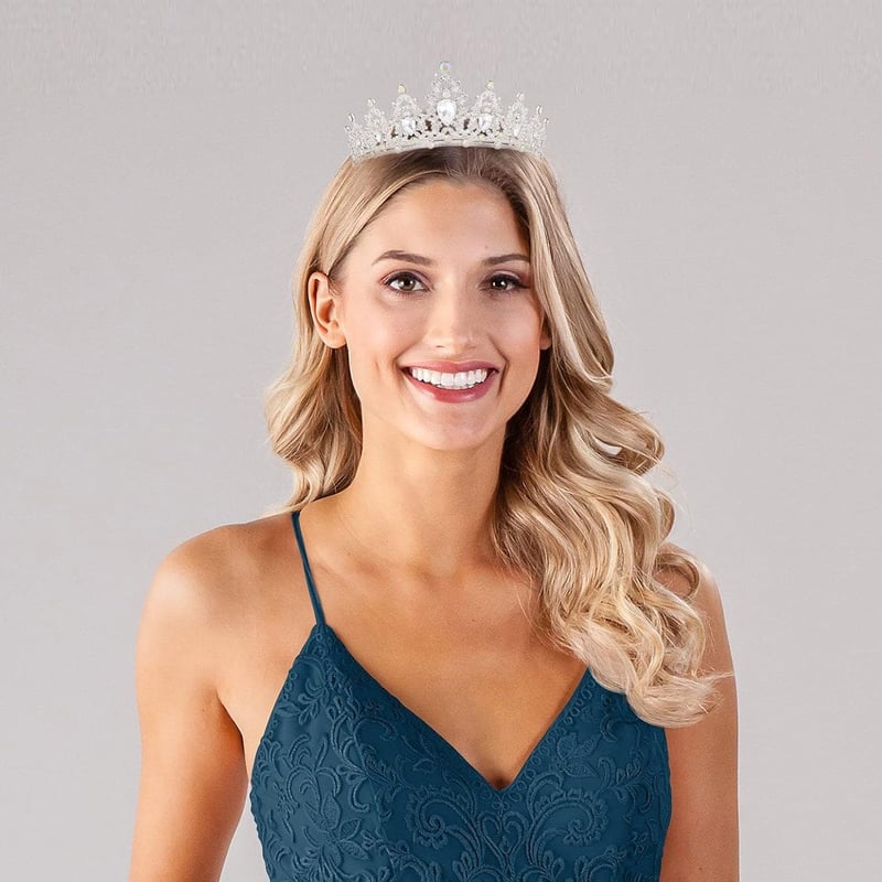 Vofler Ezüst Tiara Kristályokkal - Királynői Fejdísz Esküvőre, Szülinapra, Bálra, Jelmezbálra - Elegáns Női Korona Hercegnőknek