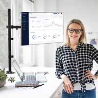 WALI M001XL Stolový držiak na monitor – do 32", 10 kg, plne polohovateľný, sklopný, otočný, VESA 75/100 mm, čierny 9