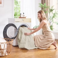 Letná prikrývka WAVVE 200x200 cm, 150GSM mikrovláknová deka, na dvojlôžko, na všetky ročné obdobia, ľahká výplň 150 g/m², béžová 7