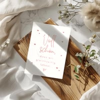 Felicitare de dragoste WBdesignz „Voll Schön, dass wir gleichzeitig leben!” cu plic - Inimi aur roz - Felicitare romantică de Valentine's Day/prietenie - DIN A6 4