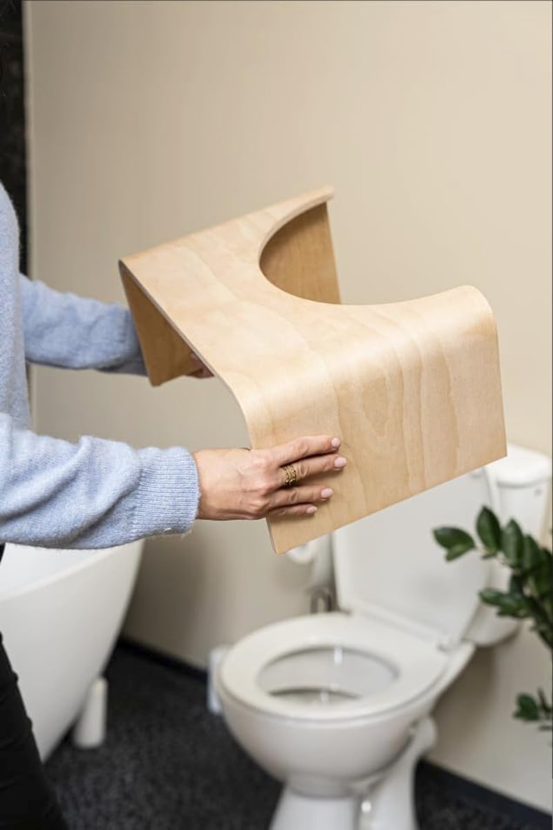 Well Care LOG013 Fa WC-lépcsőfok Fekete - Felnőtt Toalett Emelvény Guggoláshoz
