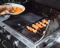 WELL GRILL Náhradné diely pre sériu Weber Spirit I & II E/S 310 320 330, 7636 Flavorizer Bars, 69787 nerezové horáky a 44,5 cm grilovací rošt 7