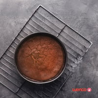 Formă de tort cu fund detașabil wenco, diametru 26 cm, oțel antiaderent, margine etanșă, înălțime 7 cm, pentru prăjituri și quiche, închidere din inox, negru 7
