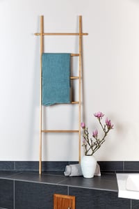 WENKO Bahari Suport pentru prosoape tip scară din bambus, 5 niveluri și 2 cârlige, design scandinav, accesoriu pentru baie, 170 cm, rezistent la umiditate 6