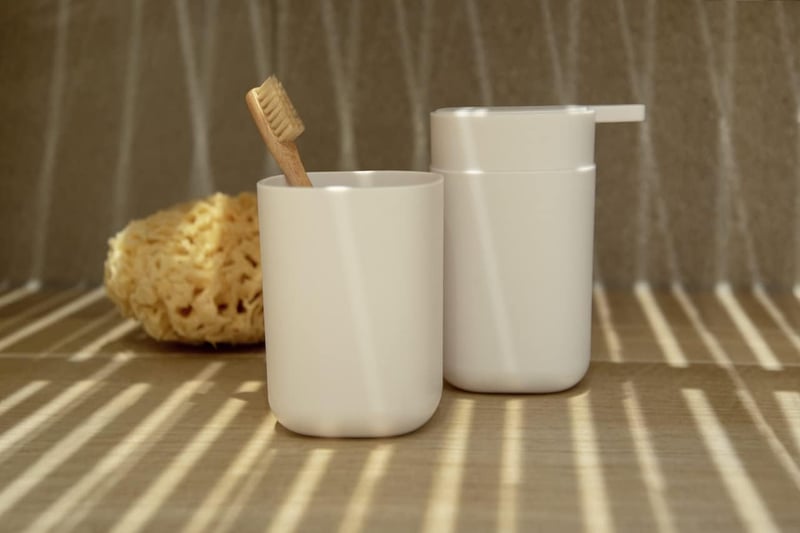 WENKO Davos 350 ml szappanadagoló fehér műanyag BPA-mentes fürdőszoba konyha - Matte White