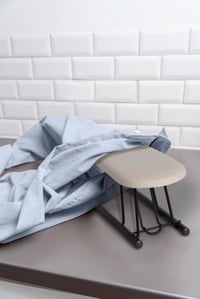 WENKO Leona daska za glačanje rukava 52x14x12 cm crno/bijela, 100% — neispravno, djelomično funkcionalno: donji dio se odvojio (stanje: vidi 2. sliku) 11