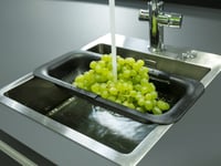 WENKO Siva 55012100 strecurătoare extensibilă pentru chiuvetă, pentru spălat fructe și legume, sită pentru paste, 37-50 x 7 x 20 cm, negru 7
