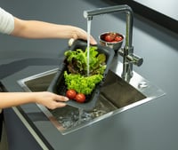 WENKO Siva 55012100 strecurătoare extensibilă pentru chiuvetă, pentru spălat fructe și legume, sită pentru paste, 37-50 x 7 x 20 cm, negru 5