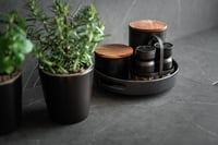Otočný podnos WENKO Susie 360°, s úchytkami, práškovo lakovaný kov, Ø 26 x 6 cm, čierny 6