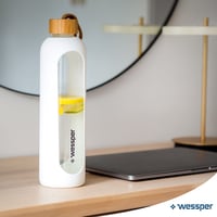 Sklenená fľaša na vodu Wessper 1 liter, motivačná fľaša, biela 8