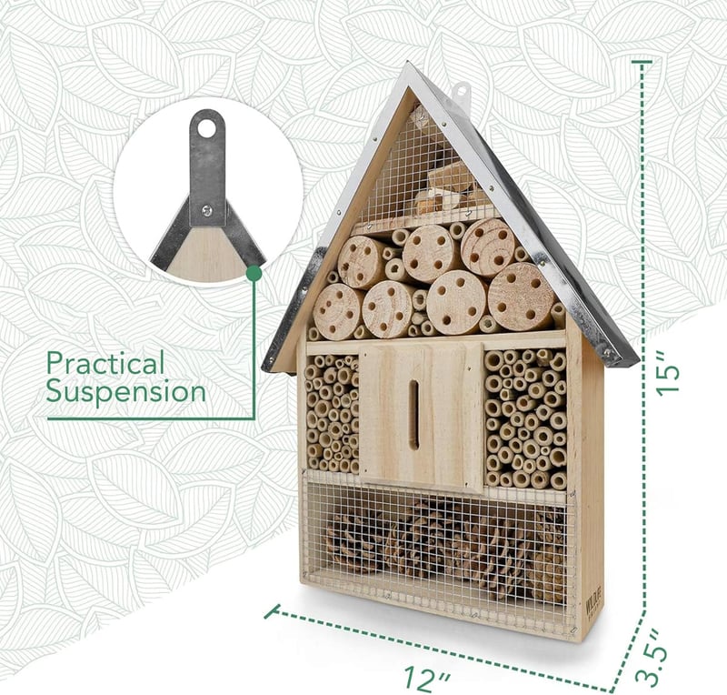 Wildlife Friend Rovarhotel Cinktetővel, Természetes Fa, Méhek és Pillangók Számára, 40 cm