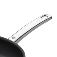 Sada panvíc WMF Devil, 2-dielna – 20 cm + 28 cm, indukčná teflónová panvica, nehrdzavejúca oceľ Cromargan, nepriľnavý povrch, vhodná do umývačky riadu 3
