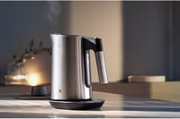 WMF Kineo 1.6L elektromos vízforraló hőmérsékleti kijelzővel rozsdamentes acél 2