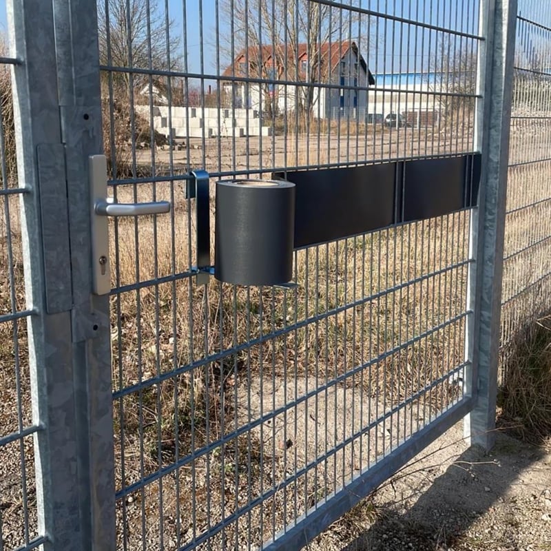 workingHOUSE PVC takarócsík feltekerő segédeszköz rácsos és szövetkerítéshez