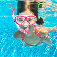 Set Snorkel Copii WOVOKA pentru Vârste între 4-13 Ani, Mască de Scufundări pentru Băieți și Fete, Ochelari de Scufundări HD Anti-Scurgere și Anti-Aburire cu Tub de Snorkel Uscat 2