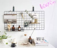 WUZILIN Nástenný mriežkový panel čierny 40x80 cm – DIY železná fotostena, multifunkčná nástenka na dekoráciu kuchyne a domova 4