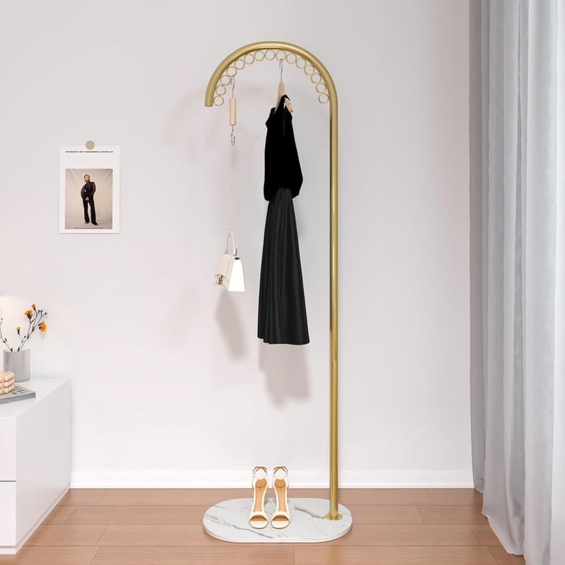 XCRFKGW Fém Ruhaállvány 15 Horgos Márvány Talapzattal Arany 162cm