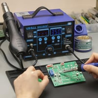 YIHUA 862BD+ 2-in-1 Forrasztóállomás és Hőlégfúvó, LCD Kijelzővel, Hőmérséklet Stabilizálással, Elektronikai Javításokhoz, Barkácsoláshoz (E 9