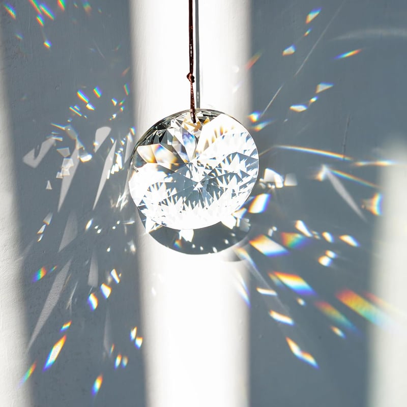 YU FENG 85mm Függő Kristály Prizma Suncatcher Ablakdísz Szivárvány Fénytörő