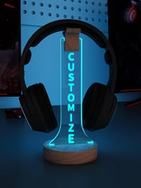YuanDian Személyre Szabható RGB Fejhallgató Tartó Állvány Fából - 16 Színű LED Világítással Gamer Szobába, Egyedi Ajándék Játékosoknak 1