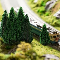 YuChiSX Műanyag Modellfa Készlet - 24 db Élethű Zöld Miniatűr Fa (7,5-9,5 cm) Terepasztalhoz, Vasútmodellhez, Makett Építéshez és Kerti Deko 6