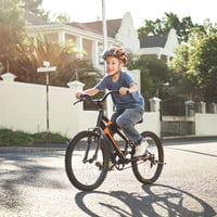 Sada skladacích plášťov a duší na bicykel YunSCM 18x1.95, 2x plášť a 2x duša s ventilom AV32mm, ETRTO 54-355, kompatibilné s rozmermi 18x1.75 a 18x2.0 4