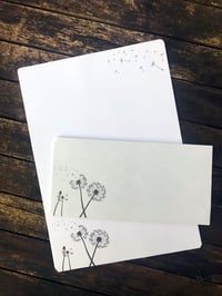 Set de hârtie de scris zartbesaitet.com cu motiv de păpădie, dimensiune DIN A5, cu plic inclus, set elegant de papetărie 7