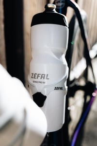 Cyklistická fľaša ZEFAL Sense Pro 80, 800 ml - sada 2 ks, biela, bez obsahu BPA, nepriepustná cyklistická fľaša na pitie 2