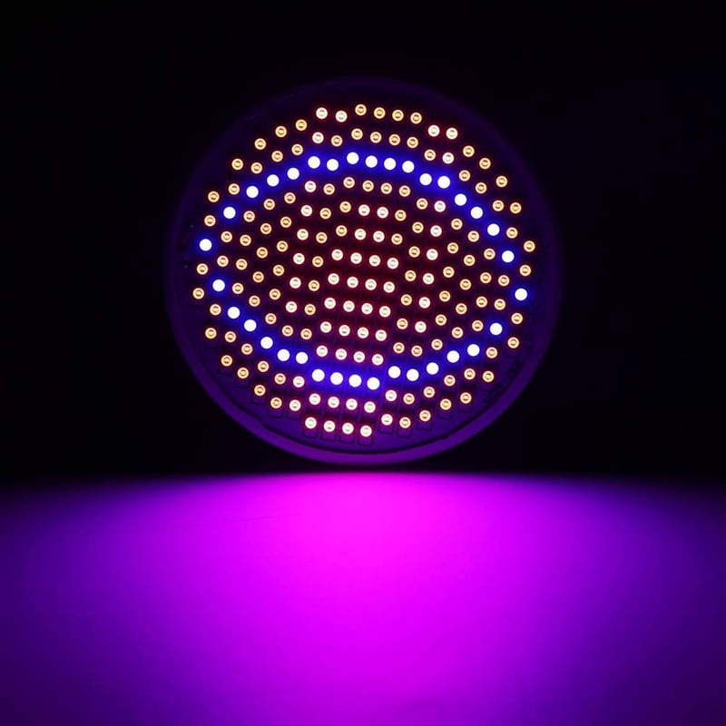 Zerodis 24W E27 LED növénynövesztő lámpa teljes spektrum 200 LED