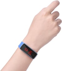 ZJchao Digitális LED Karóra - Többszínű Szilikon Szíjjal, 12 Órás Elektronikus Sportóra Tinédzsereknek, Fiúknak és Lányoknak 4
