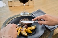 Zwilling 12 részes rozsdamentes steak kés készlet fa dobozban 5