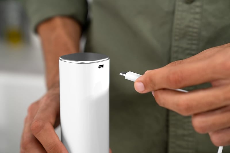 ZWILLING ENFINIGY Elektromos Só és Borsőrlő, Kerámia Malommal, LED Világítás, USB Töltés - Set